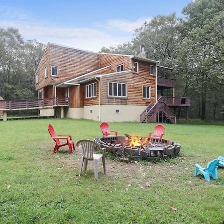 Relax In Blakeslee - Spacious 5Br Home With Bbq Exterior foto